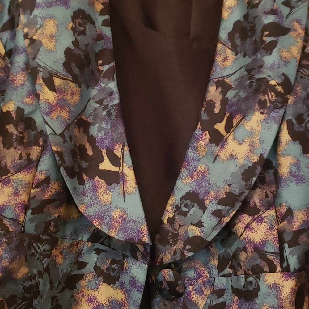 Dress - Picture 2 of 12
